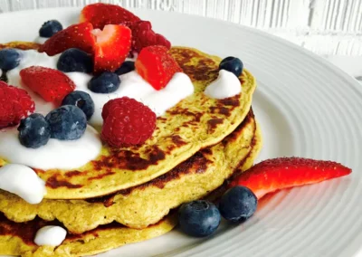 GOLDEN DISHES – Pancakes, Crumbed Chicken and a wicked Protein Bowl